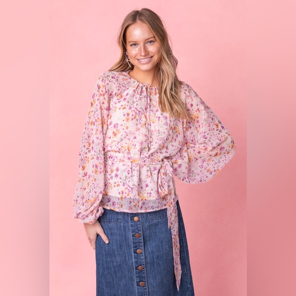 NWT Ivy City Co Floral Blouse Medium - Picture 3 of 3